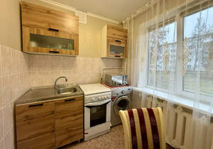 2-к квартира, вторичка, 45м2, 1/5 этаж