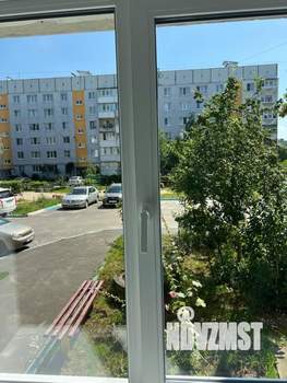 3-к квартира, вторичка, 65м2, 1/4 этаж