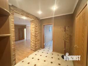 3-к квартира, вторичка, 100м2, 3/6 этаж