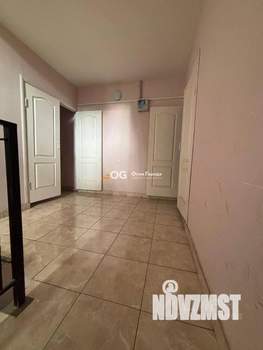2-к квартира, вторичка, 65м2, 1/3 этаж