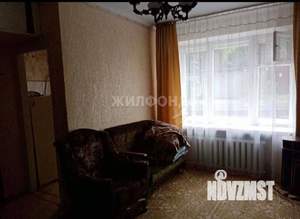 2-к квартира, вторичка, 41м2, 1/4 этаж