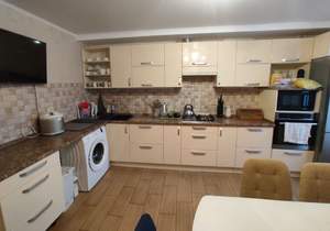 3-к квартира, вторичка, 94м2, 2/5 этаж