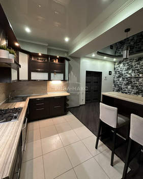 3-к квартира, вторичка, 106м2, 1/10 этаж