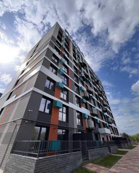 2-к квартира, вторичка, 73м2, 1/9 этаж