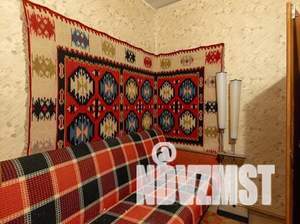 2-к квартира, вторичка, 46м2, 3/5 этаж