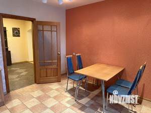 4-к квартира, вторичка, 139м2, 1/10 этаж