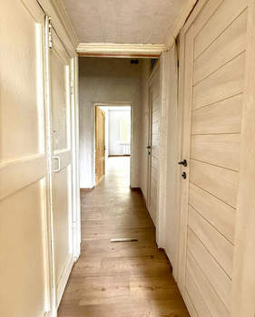 2-к квартира, вторичка, 55м2, 3/3 этаж