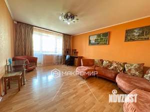 2-к квартира, вторичка, 67м2, 10/10 этаж