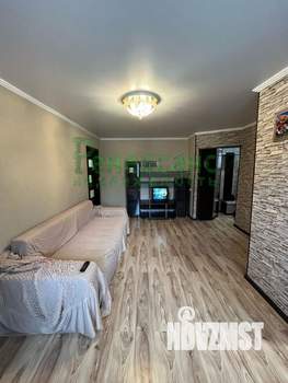 2-к квартира, вторичка, 44м2, 1/5 этаж