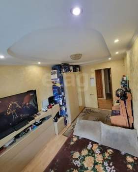 2-к квартира, вторичка, 40м2, 1/5 этаж