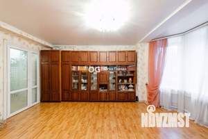 3-к квартира, вторичка, 74м2, 1/2 этаж