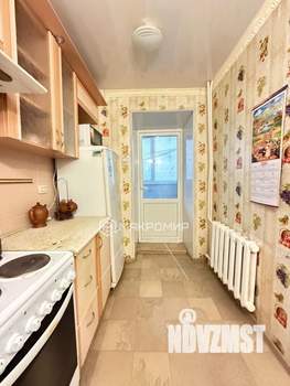 2-к квартира, вторичка, 38м2, 1/5 этаж