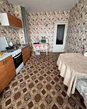 3-к квартира, вторичка, 64м2, 10/10 этаж