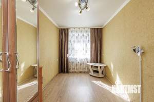 3-к квартира, вторичка, 56м2, 1/4 этаж