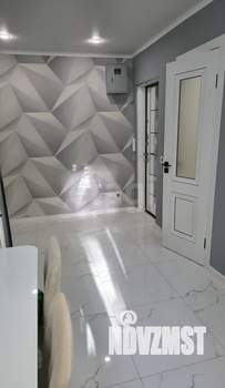 2-к квартира, вторичка, 55м2, 1/5 этаж
