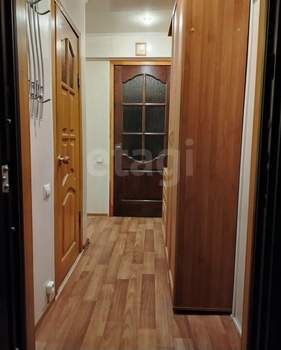 3-к квартира, вторичка, 61м2, 5/5 этаж