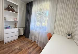 3-к квартира, вторичка, 100м2, 1/10 этаж