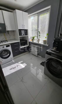 2-к квартира, вторичка, 55м2, 1/5 этаж