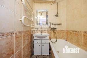 3-к квартира, вторичка, 63м2, 5/5 этаж