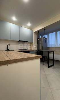 1-к квартира, вторичка, 46м2, 1/10 этаж