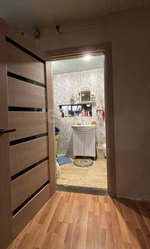 3-к квартира, вторичка, 59м2, 1/1 этаж