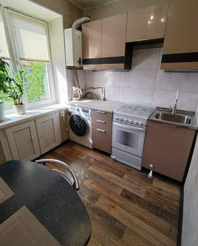 2-к квартира, вторичка, 43м2, 5/5 этаж