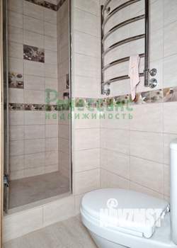 3-к квартира, вторичка, 74м2, 2/2 этаж
