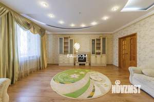 3-к квартира, вторичка, 112м2, 1/10 этаж