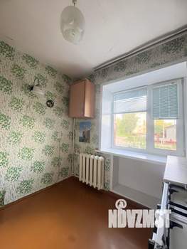 2-к квартира, вторичка, 45м2, 1/4 этаж