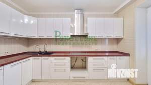 2-к квартира, вторичка, 70м2, 8/14 этаж