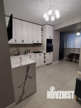 2-к квартира, вторичка, 65м2, 1/9 этаж