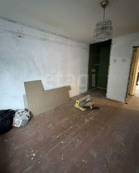2-к квартира, вторичка, 47м2, 1/5 этаж