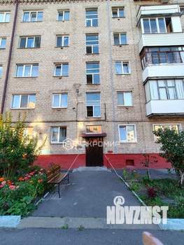 2-к квартира, вторичка, 43м2, 1/5 этаж