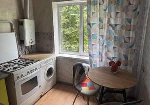 2-к квартира, вторичка, 45м2, 3/5 этаж
