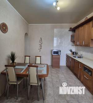 3-к квартира, вторичка, 110м2, 8/8 этаж