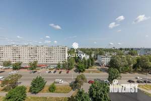 3-к квартира, вторичка, 66м2, 10/10 этаж