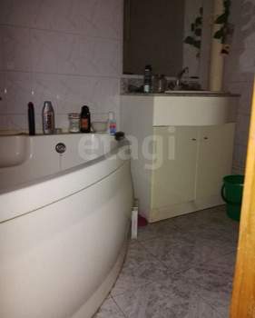 4-к квартира, вторичка, 98м2, 5/6 этаж