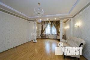 4-к квартира, вторичка, 295м2, 1/3 этаж