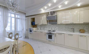 4-к квартира, вторичка, 156м2, 7/8 этаж