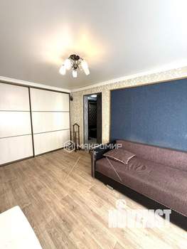 2-к квартира, вторичка, 45м2, 1/5 этаж