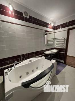 3-к квартира, вторичка, 121м2, 1/18 этаж
