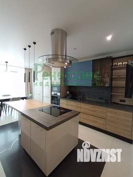 2-к квартира, вторичка, 92м2, 7/16 этаж