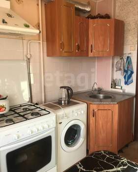 3-к квартира, вторичка, 60м2, 3/5 этаж