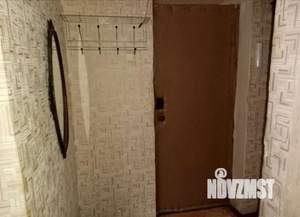 2-к квартира, вторичка, 41м2, 1/4 этаж