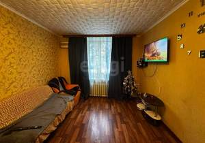 2-к квартира, вторичка, 53м2, 1/4 этаж