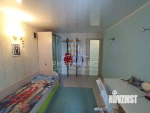 3-к квартира, вторичка, 65м2, 8/9 этаж