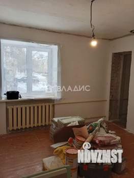 2-к квартира, вторичка, 32м2, 1/4 этаж