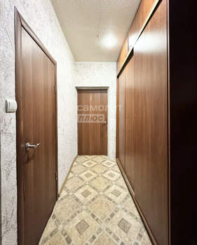 1-к квартира, вторичка, 35м2, 1/4 этаж