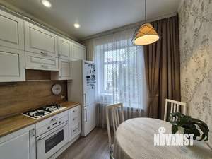 2-к квартира, вторичка, 58м2, 2/4 этаж