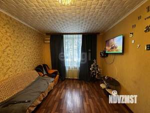 2-к квартира, вторичка, 53м2, 1/4 этаж